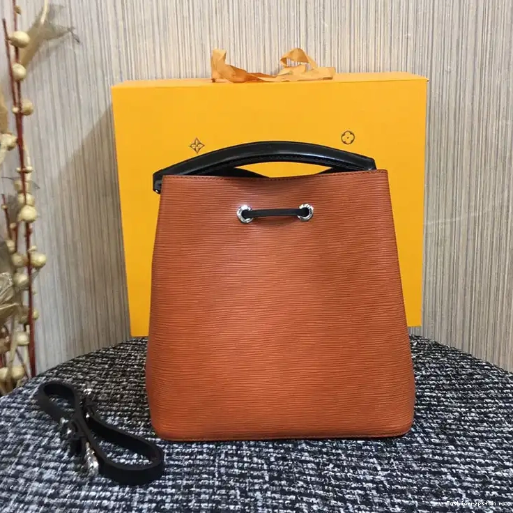 Fashionrepsfam ru LV 204B570037 Bags 0730